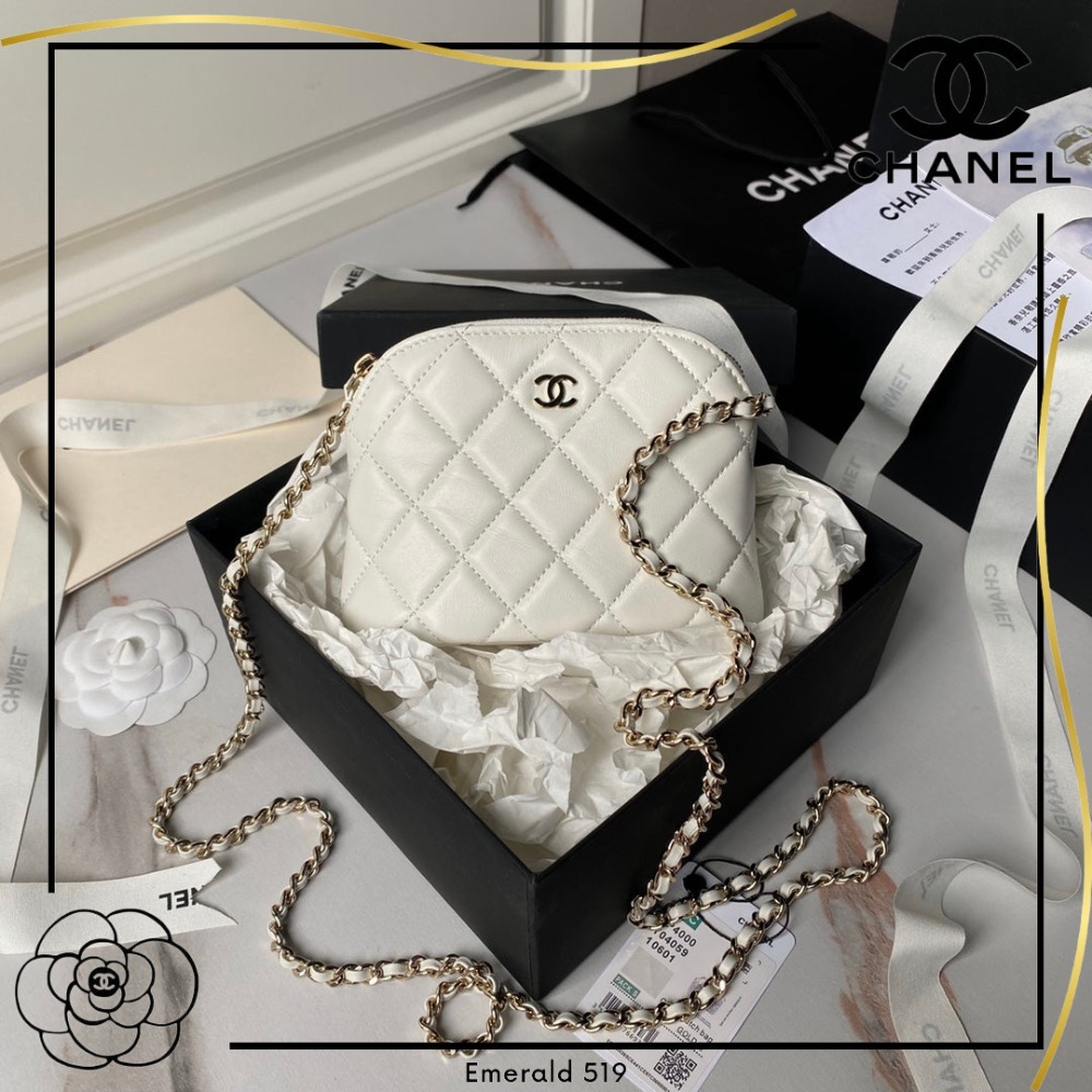 【使いやすく可愛い♪女子の憧れ★】CHANEL チェーンクラッチ