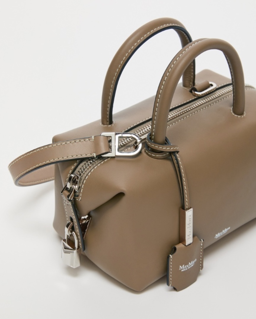 SALE《Max Mara》Holdall ホールドオール スモール レザーバッグ