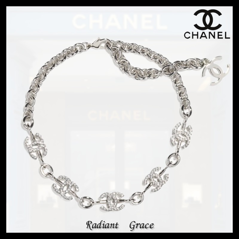 《長く愛用できる逸品》CHANEL チョーカー CCロゴ シルバー