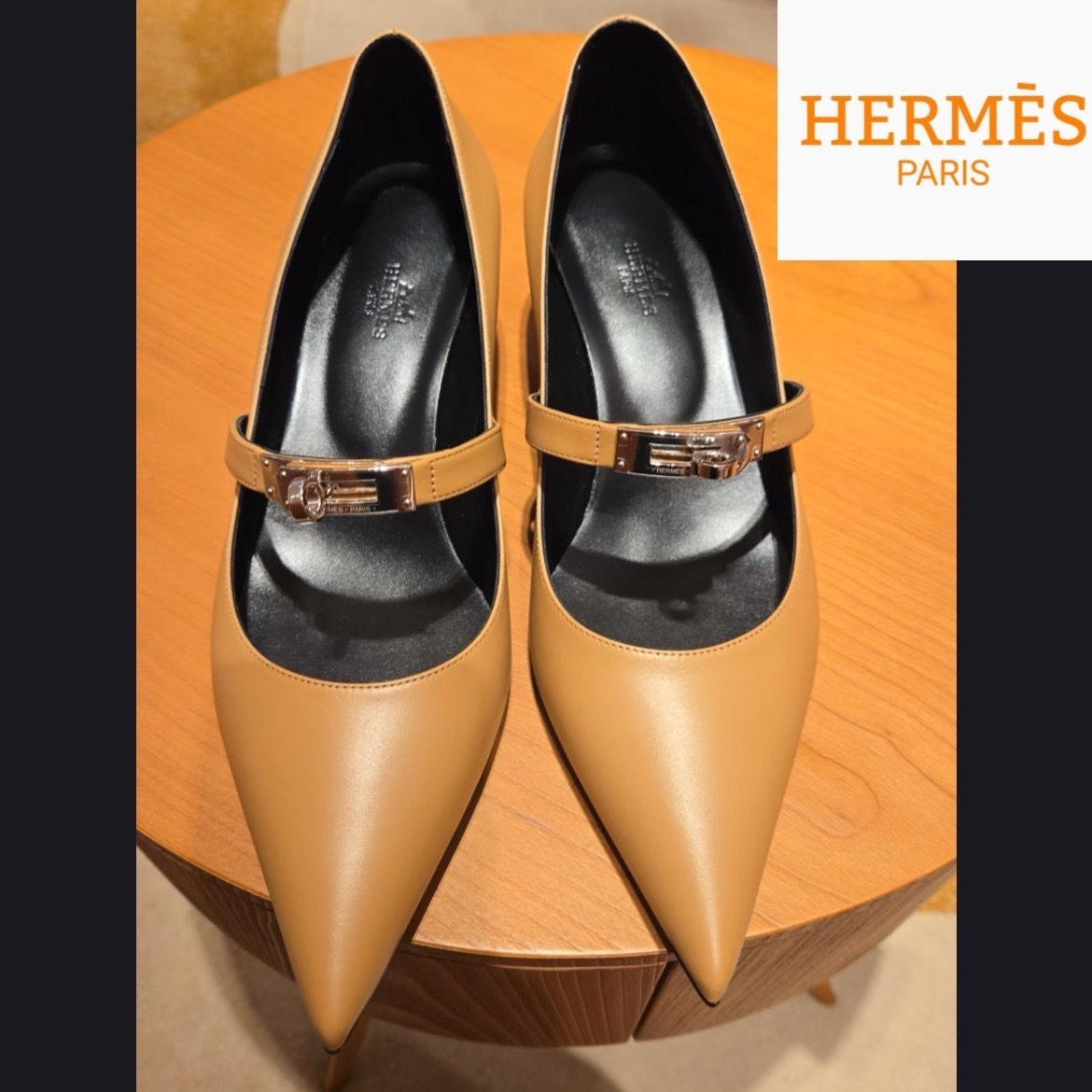 【HERMES 】アイコニックなケリーバックル キアラ 40 パンプス