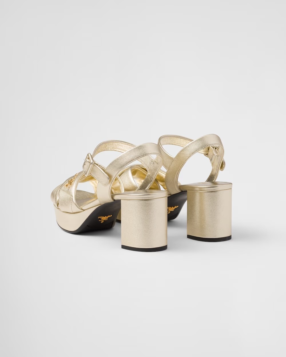 《送料無料》PRADA Quilted nappa leather platform sandals