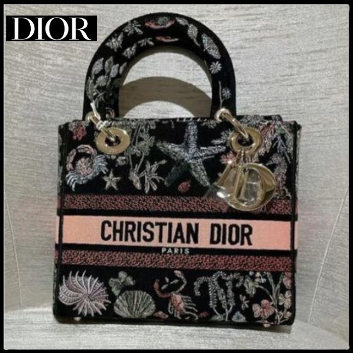 【新作☆大人気】Dior Lady D-Lite バッグ ミディアム