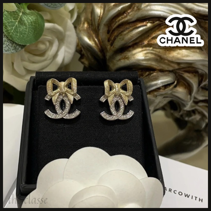 【フェミニンで可愛い♪】ロゴとリボンが映える♪CHANEL ピアス