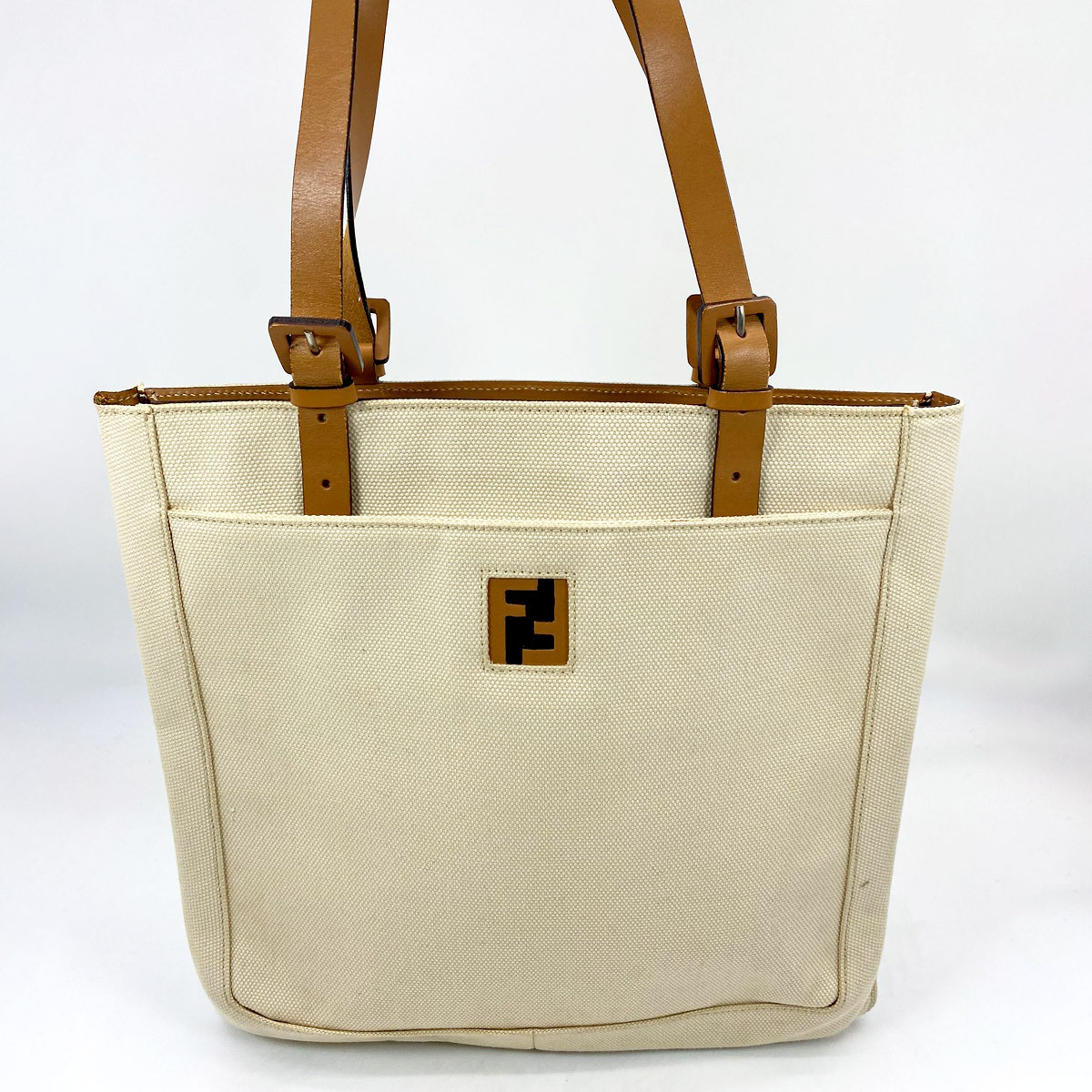 FENDI フェンディ ショルダーバッグ FFロゴ キャンバス 6444