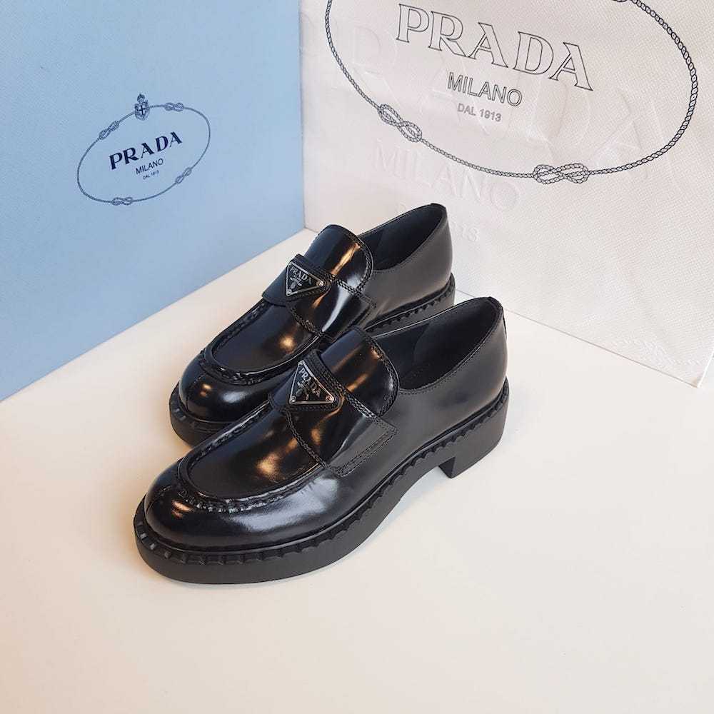 ★PRADA★ チョコレート ブラッシュドレザー ローファー