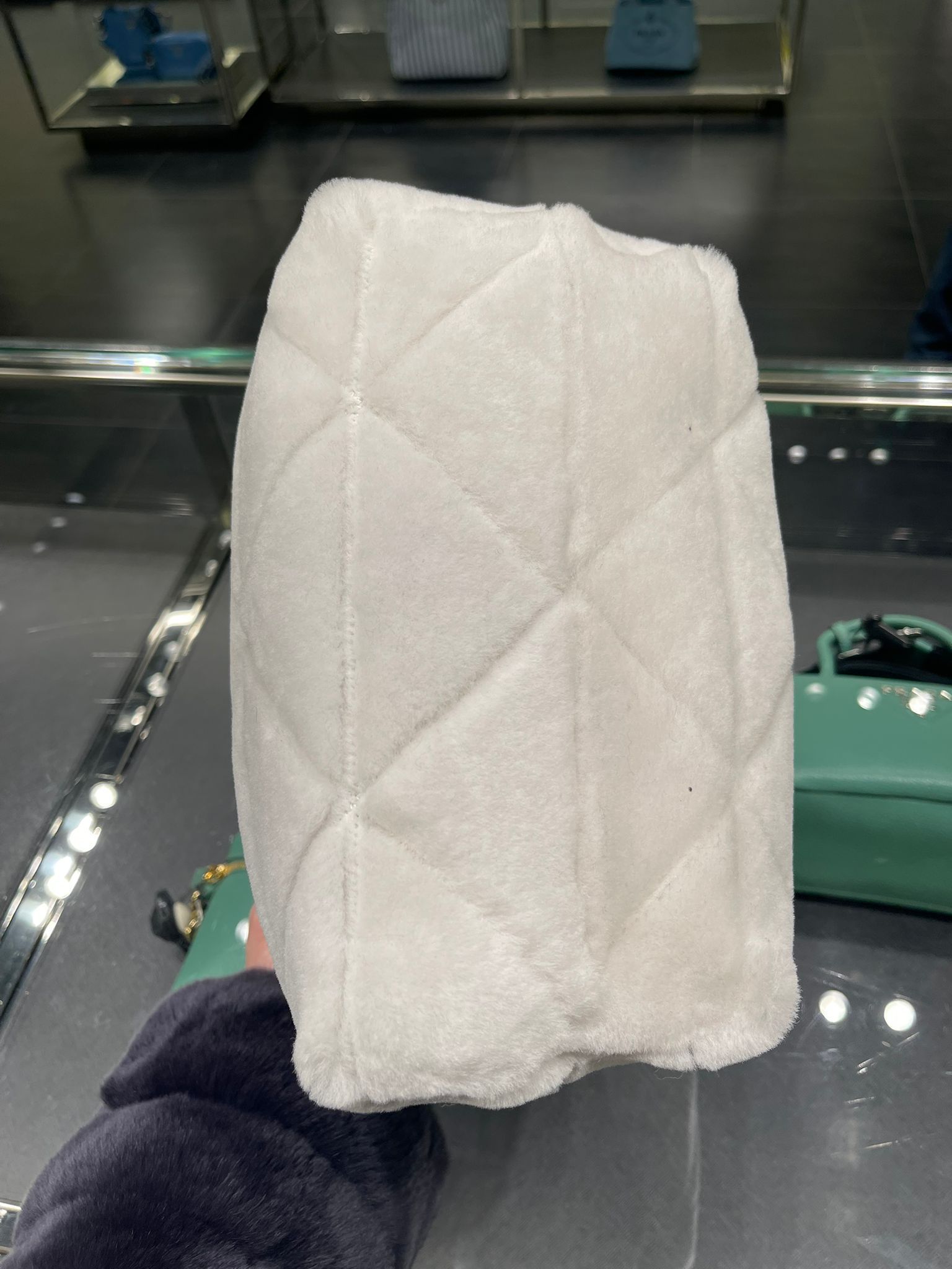 アウトレット直営店【PRADA】トートバック ポーチ付き 1BG378 アウトレット直営店【PRADA】トートバック ポーチ付き 1BG378