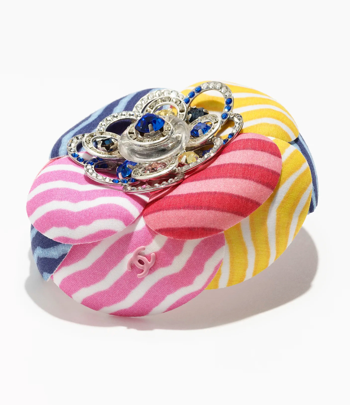 《コーデに華やかさを♪》25C限定★CHANEL カメリア