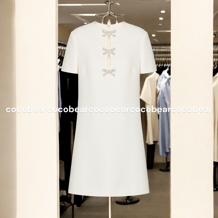 ☆Valentino☆セール☆エンブロイダリー ミニドレス