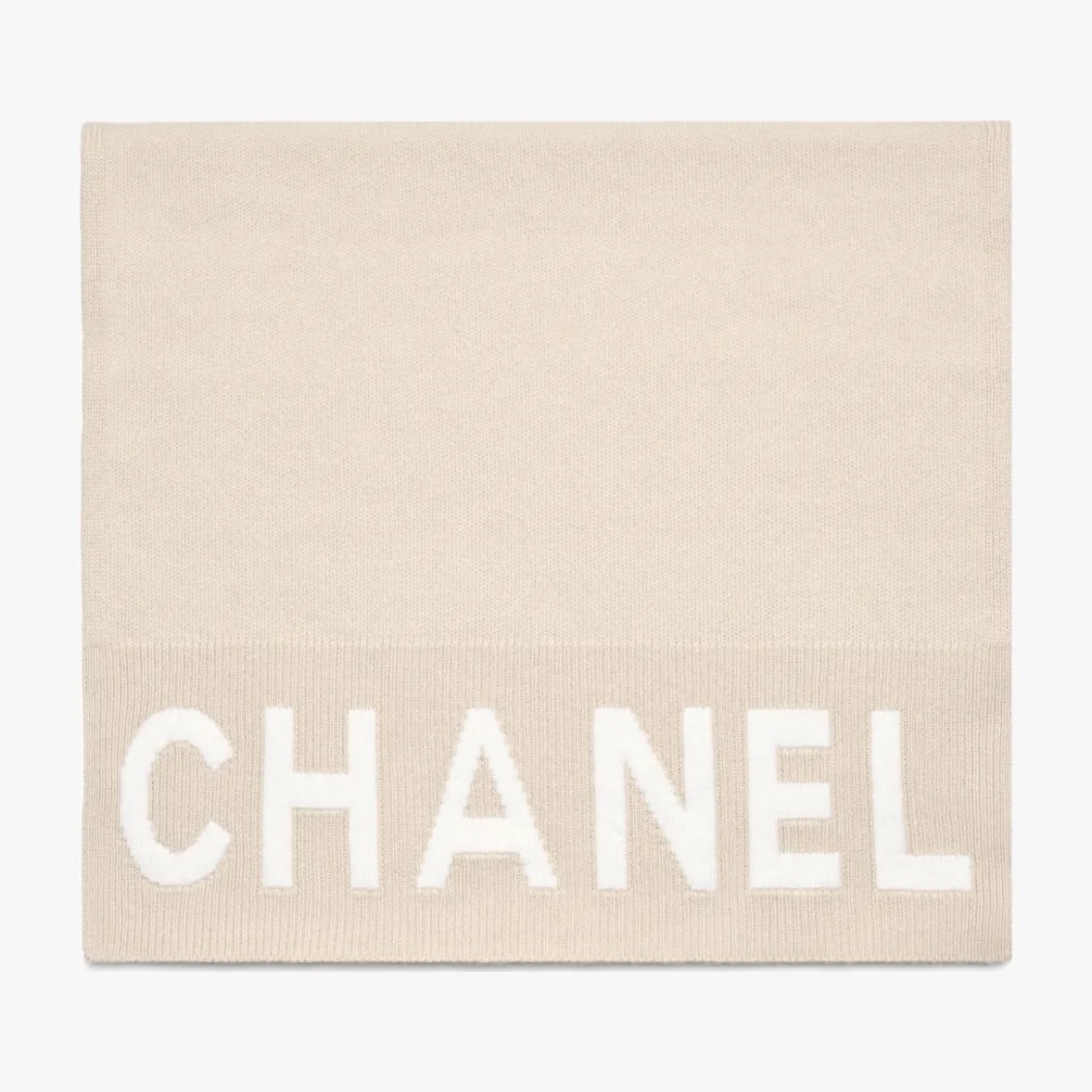 《ギフトにおすすめ！！》 CHANEL ストール