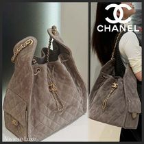 【実用的♪】CHANEL CC シンプル ショルダー ホーボー バッグ 目を惹く☆2WAY】CHANEL ホーボー バッグ CCロゴ チェーン