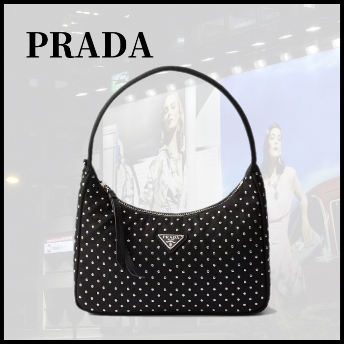 ■PRADA プラダ Re-Edition スタッズ付 Re-Nylon ミニバッグ