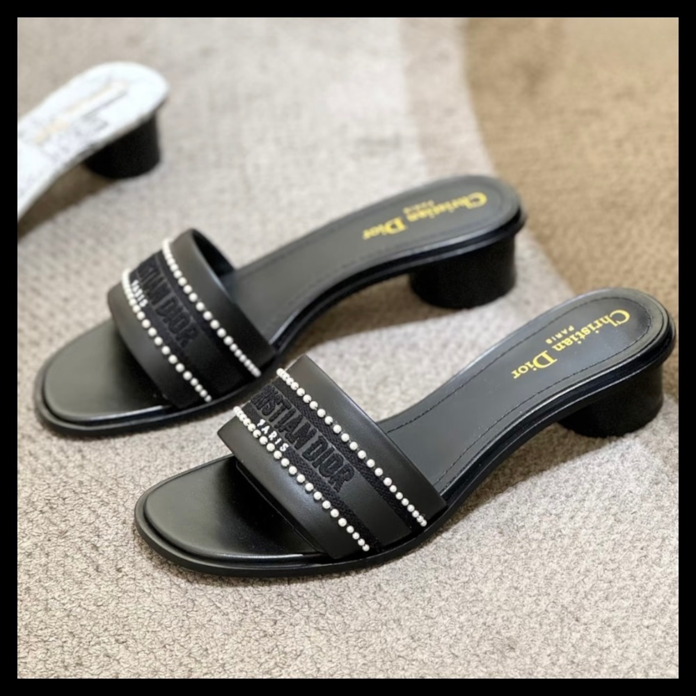 【パールがおしゃれ♡】Dior★Dway ヒールサンダル