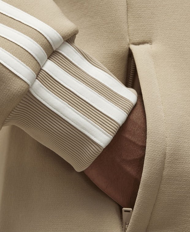 “Y-3” ロゴ×３ストライプトラックジャケット Beige Y-3” ロゴ×3ストライプトラックジャケット Beige ジャージ