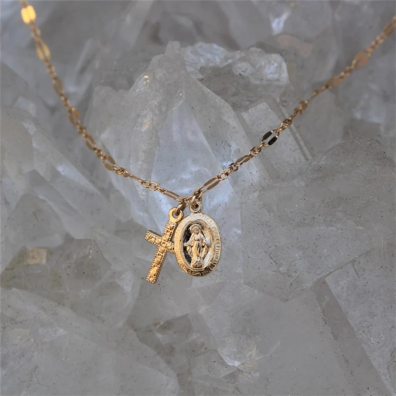 【Tommassini Jewelry】Shiny Tiny Cross & Saintネックレス Tommassini Jewelry】Shiny Tiny Cross & Saintネックレス