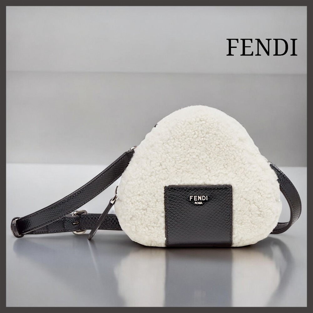 【FENDI】大人気☆ フェンディ おにぎりチャーム ミニバッグ