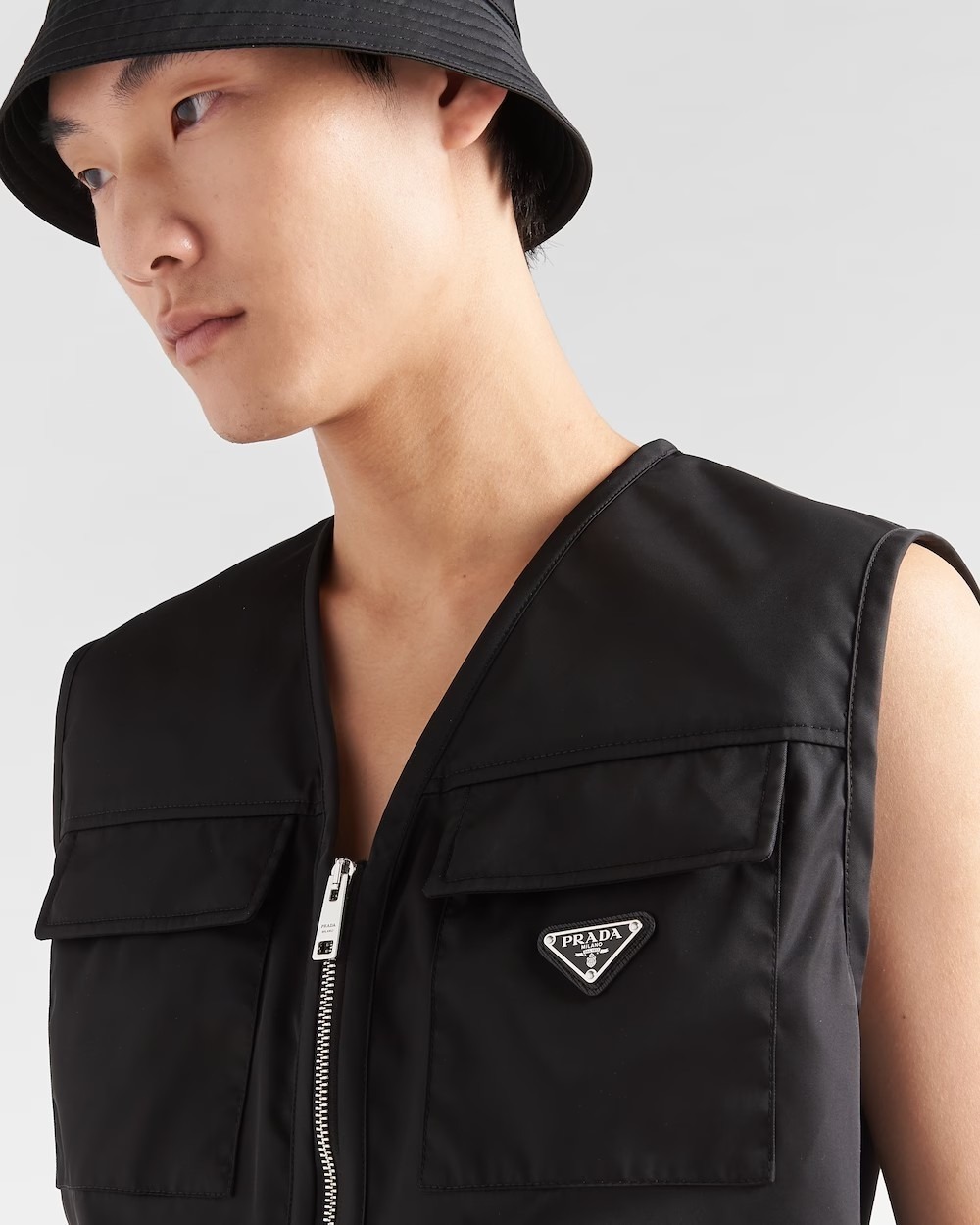 《送料無料》PRADA Re-Nylon vest