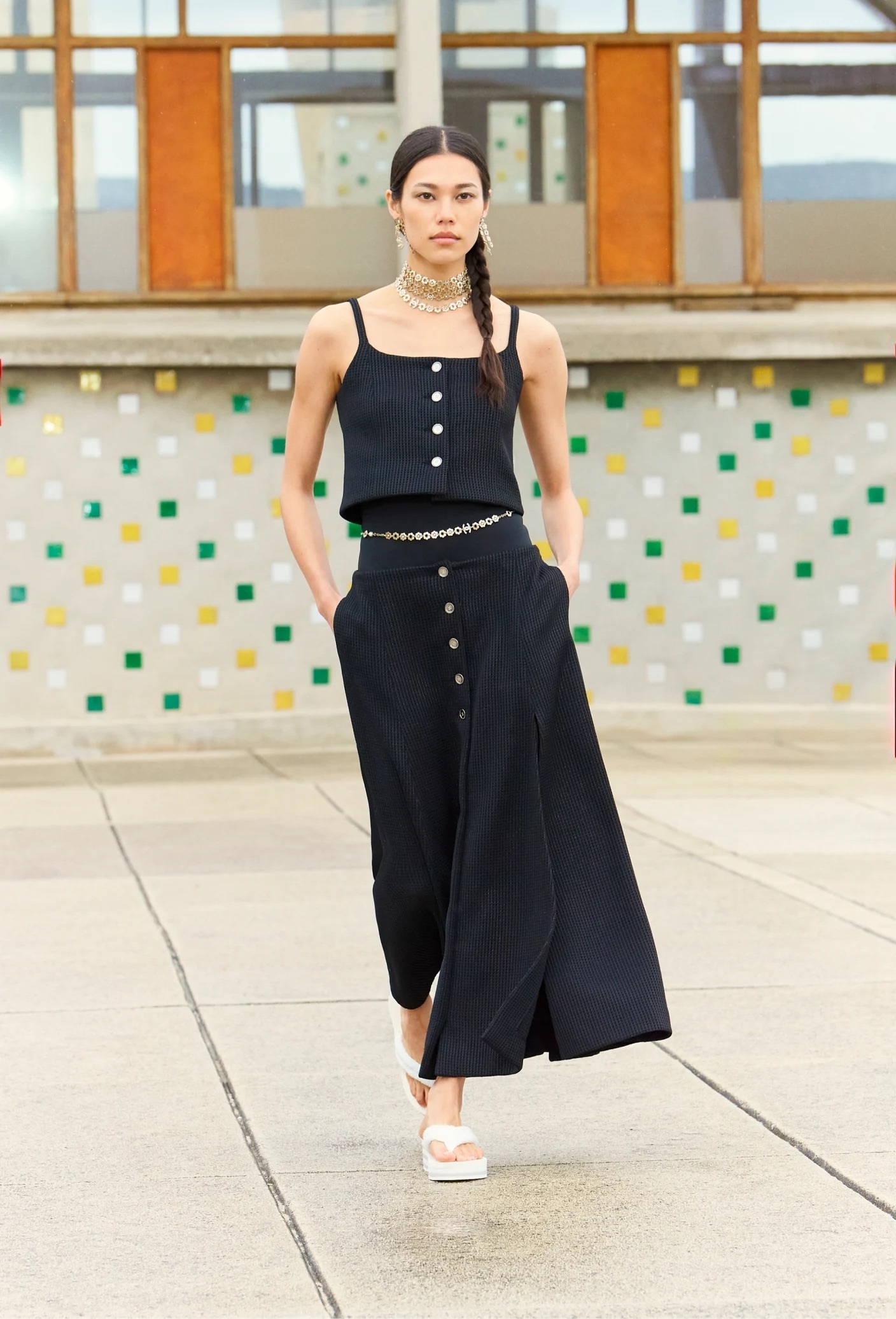 CHANEL CRUISE 2024/25 LOOK54《スカート》ブラック DHL 直営店