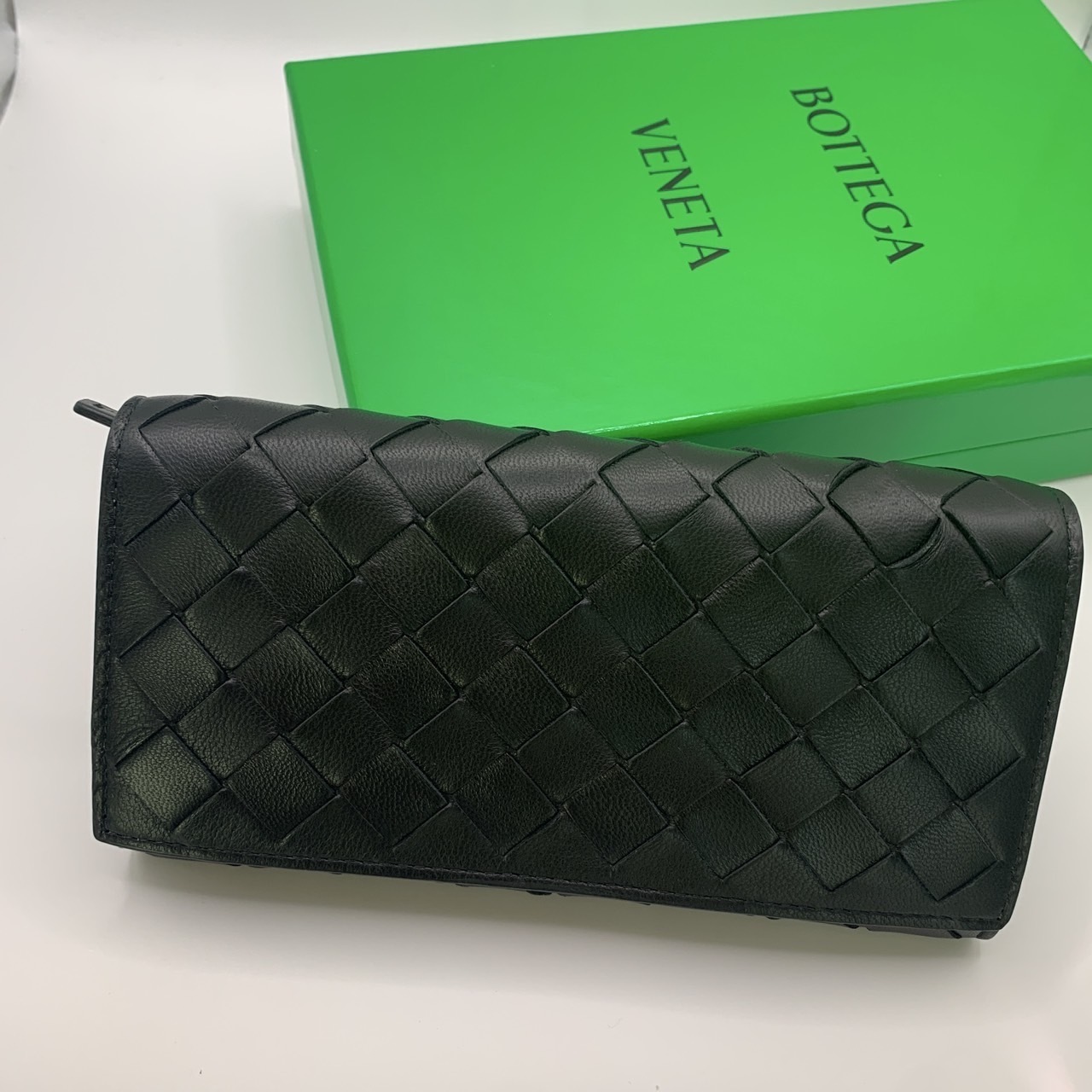 【関税込】bottega veneta イントレチャート フラップウォレット