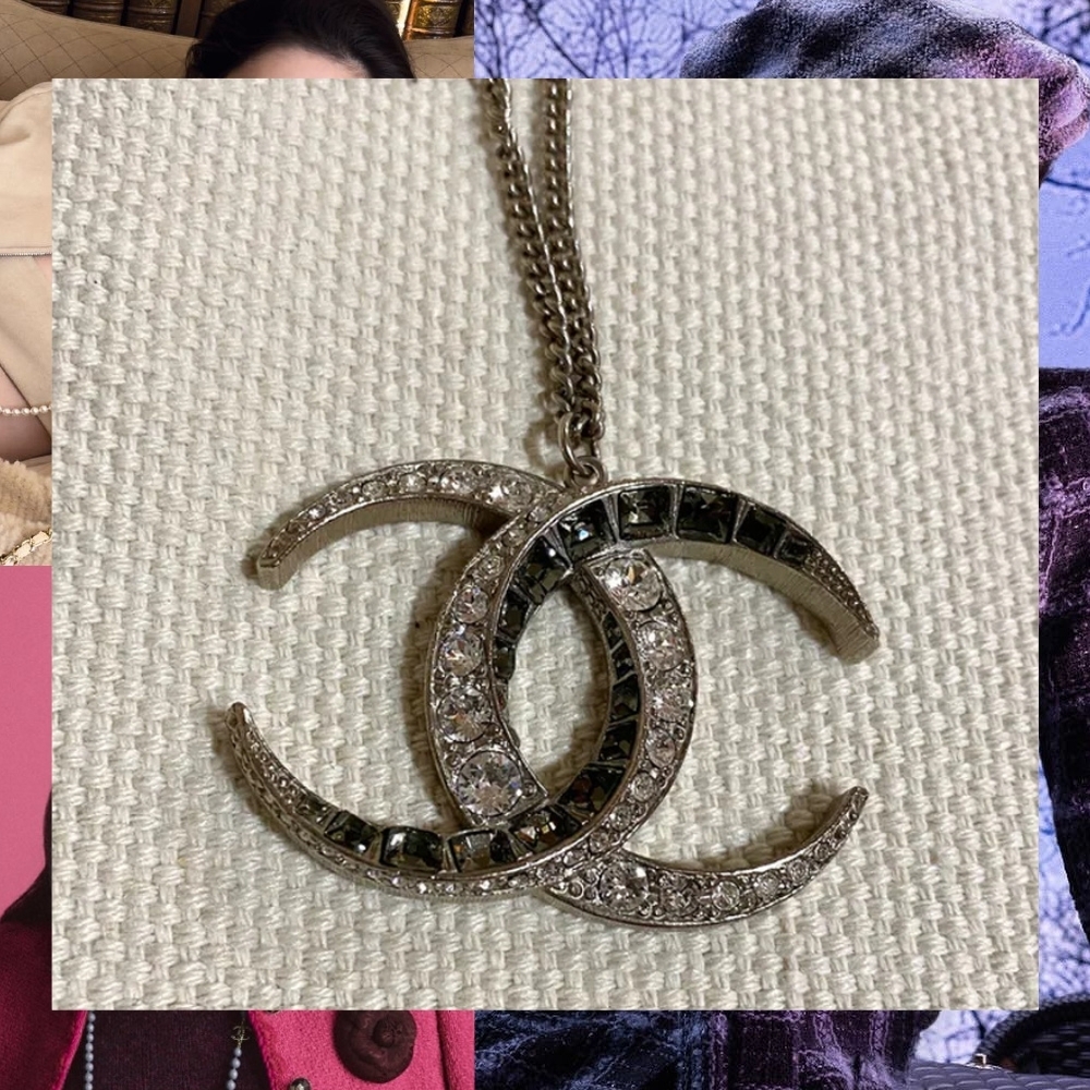 シャネル 未使用 ネックレス CCロゴ クリスタル シルバーカラー
