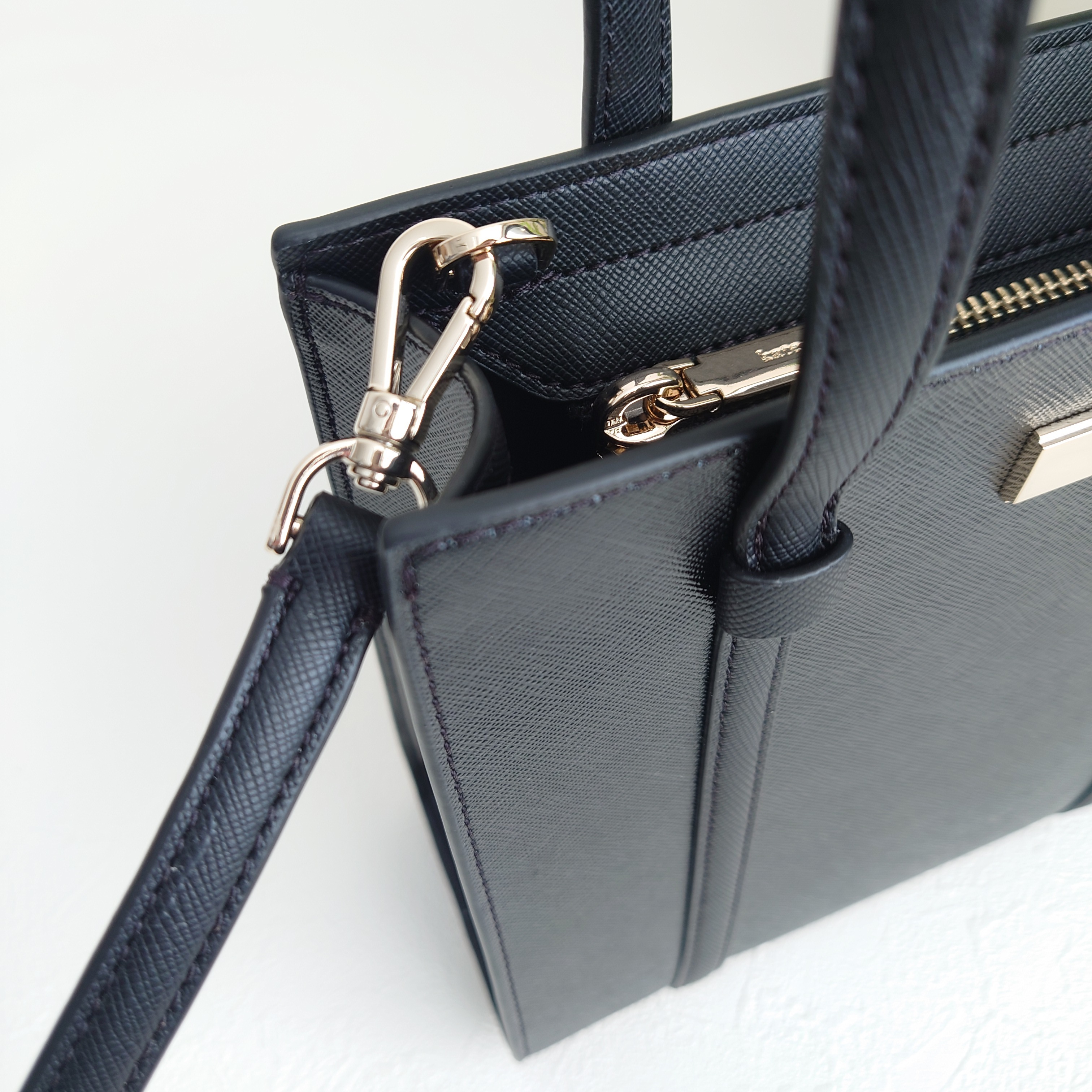 【国内発】ケイトスペード ケンジー KK037 ショルダーバッグ Kate Spade Kenzie Small Tote Crossbody In Black KK037
