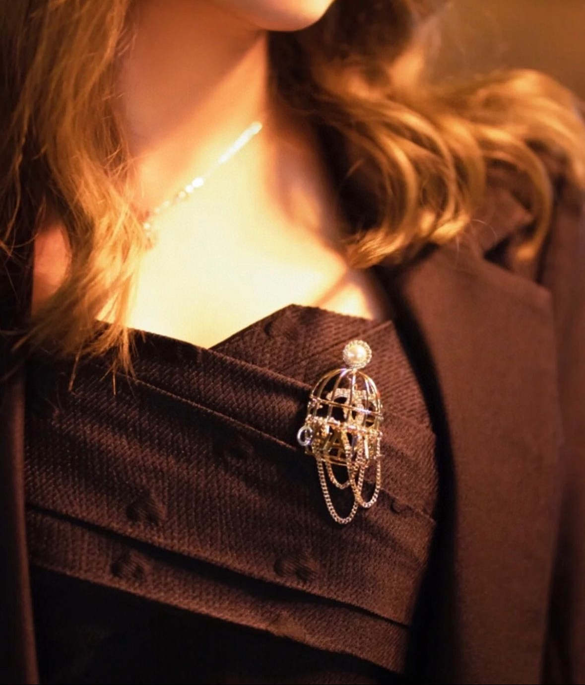 煌びやかな鳥籠モチーフが華やかな♪【CHANEL】25S ブローチ org.jpg