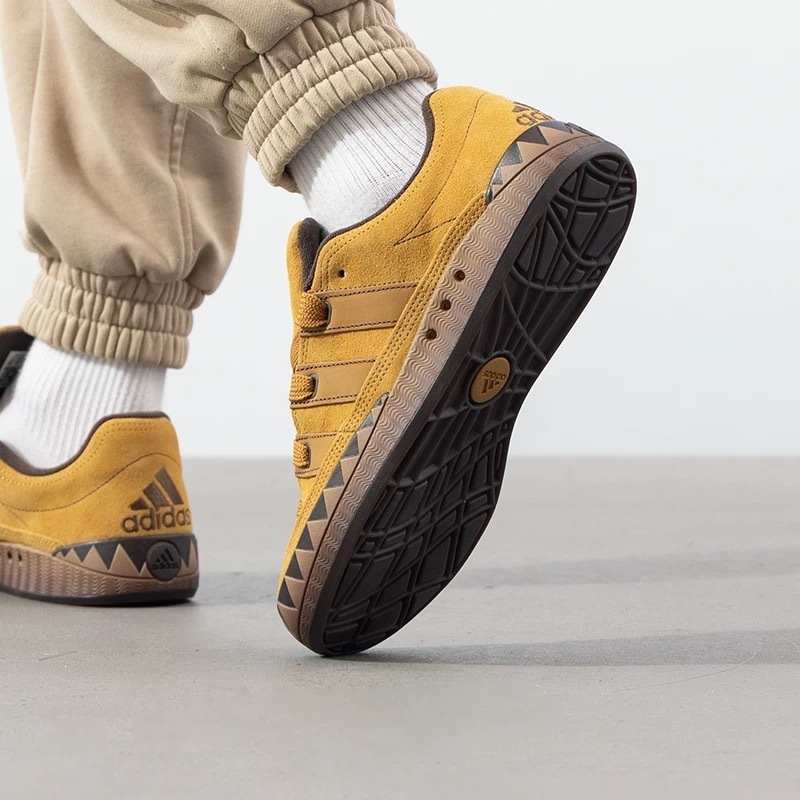 adidas Adimatic スケートスタイル スニーカー ユニセックス adidas Adimatic スケートスタイル スニーカー ユニセックス