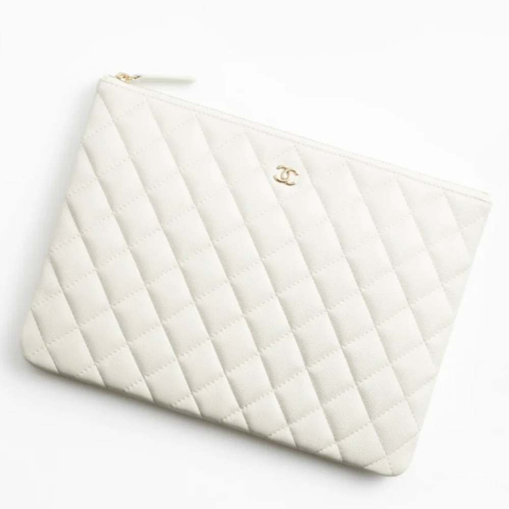新作【25C】ジップポーチ/クラッチバック CHANEL