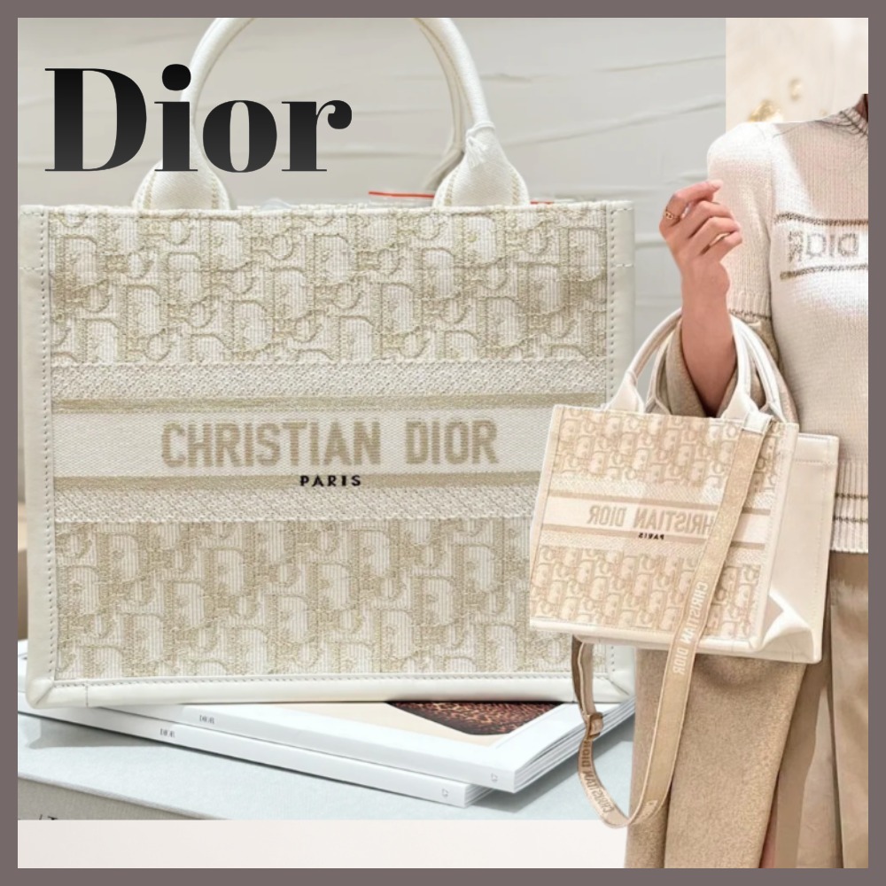 【エレガントなデザイン♪】Dior Book Tote バッグ スモール