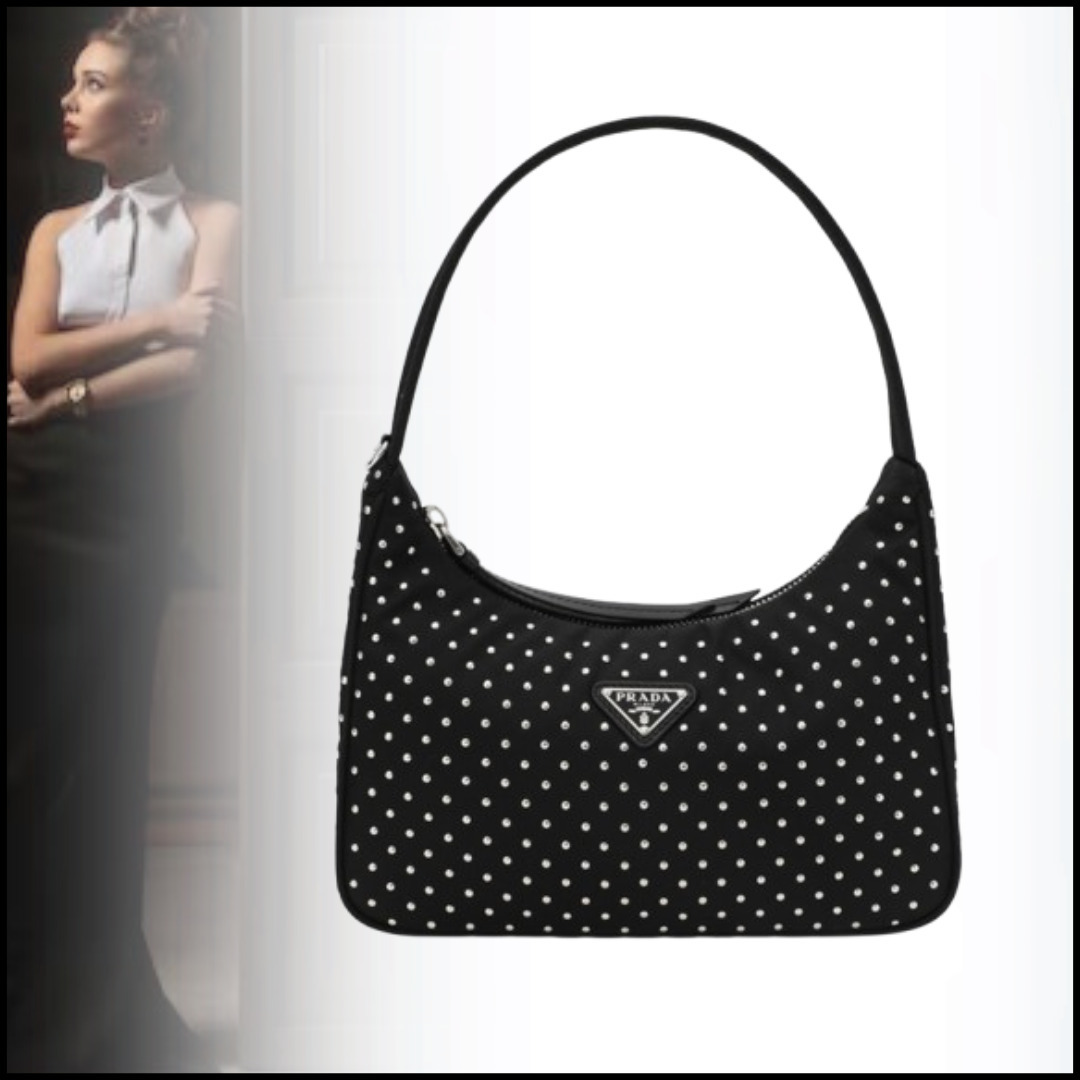 ◆大注目◆【PRADA】Re-Edition スタッズ付 Re-Nylon ミニバッグ