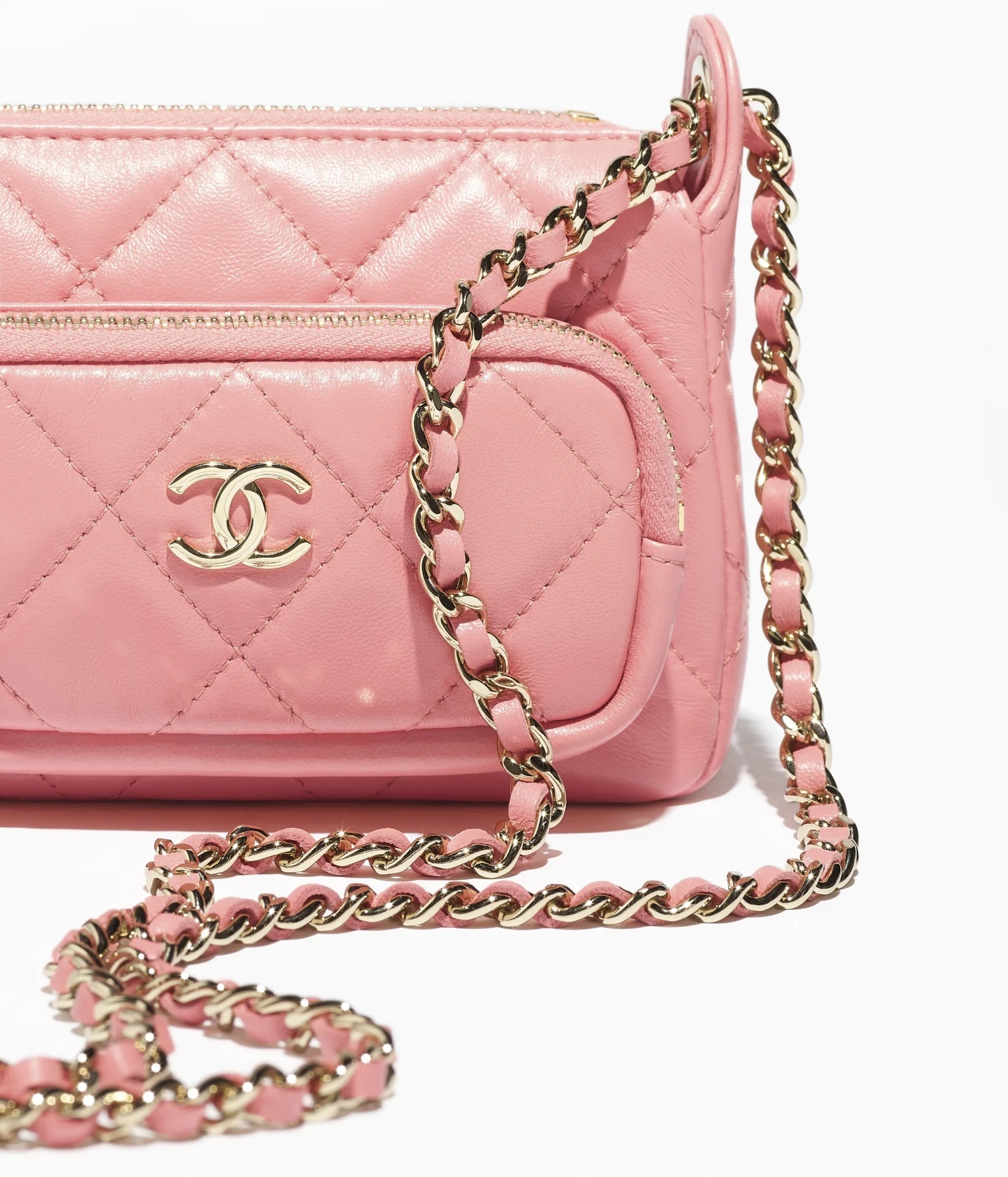 《ピンクがキュート♡》 CHANEL チェーン クラッチ