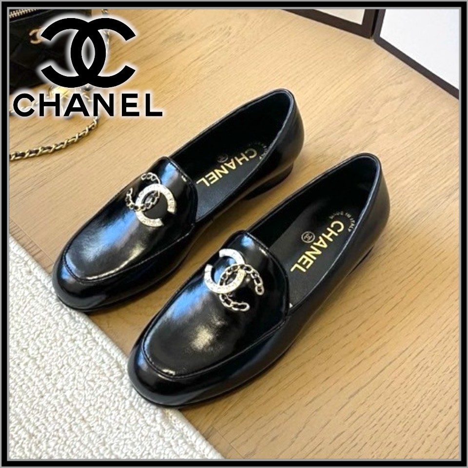 シックでかっこいい♪【CHANEL】ローファー