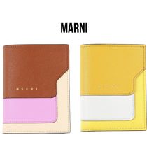 送料関税込み☆MARNI ロゴ レザー 二つ折り財布