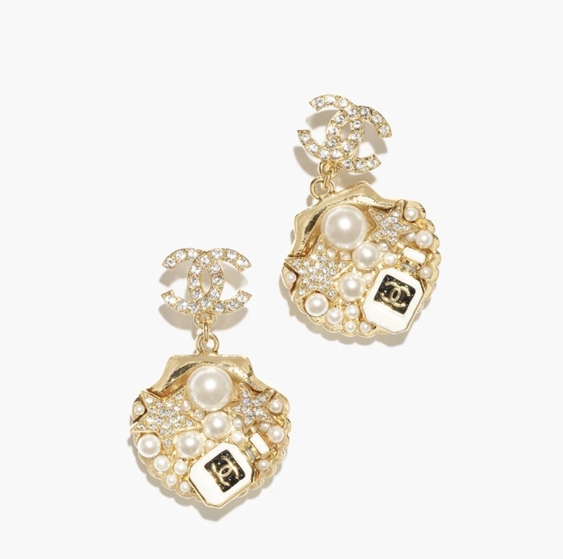 《貝殻のアクセントで両面可愛い♪》25C限定★CHANEL ピアス