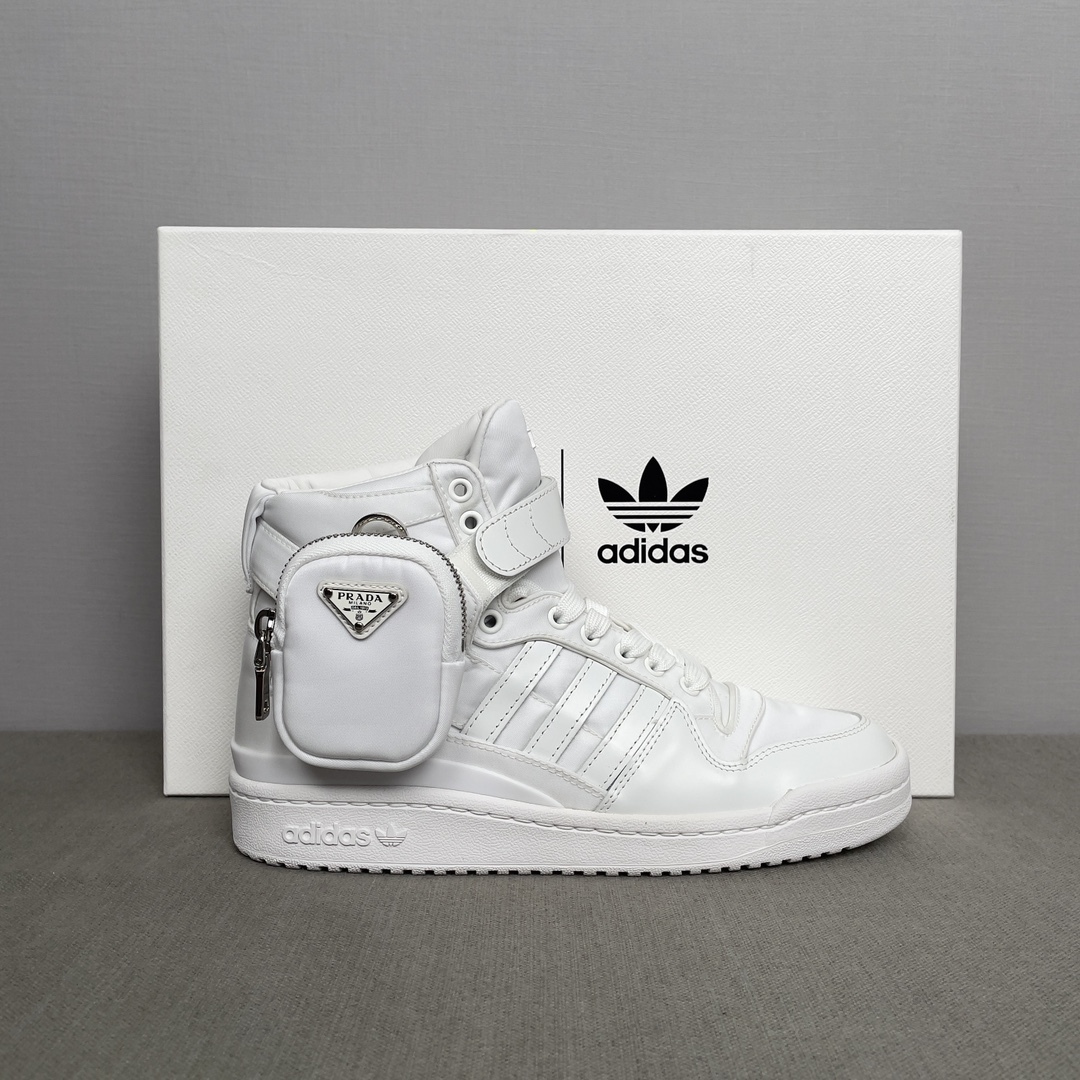 ★送料込★PRADAxADIDAS スニーカー