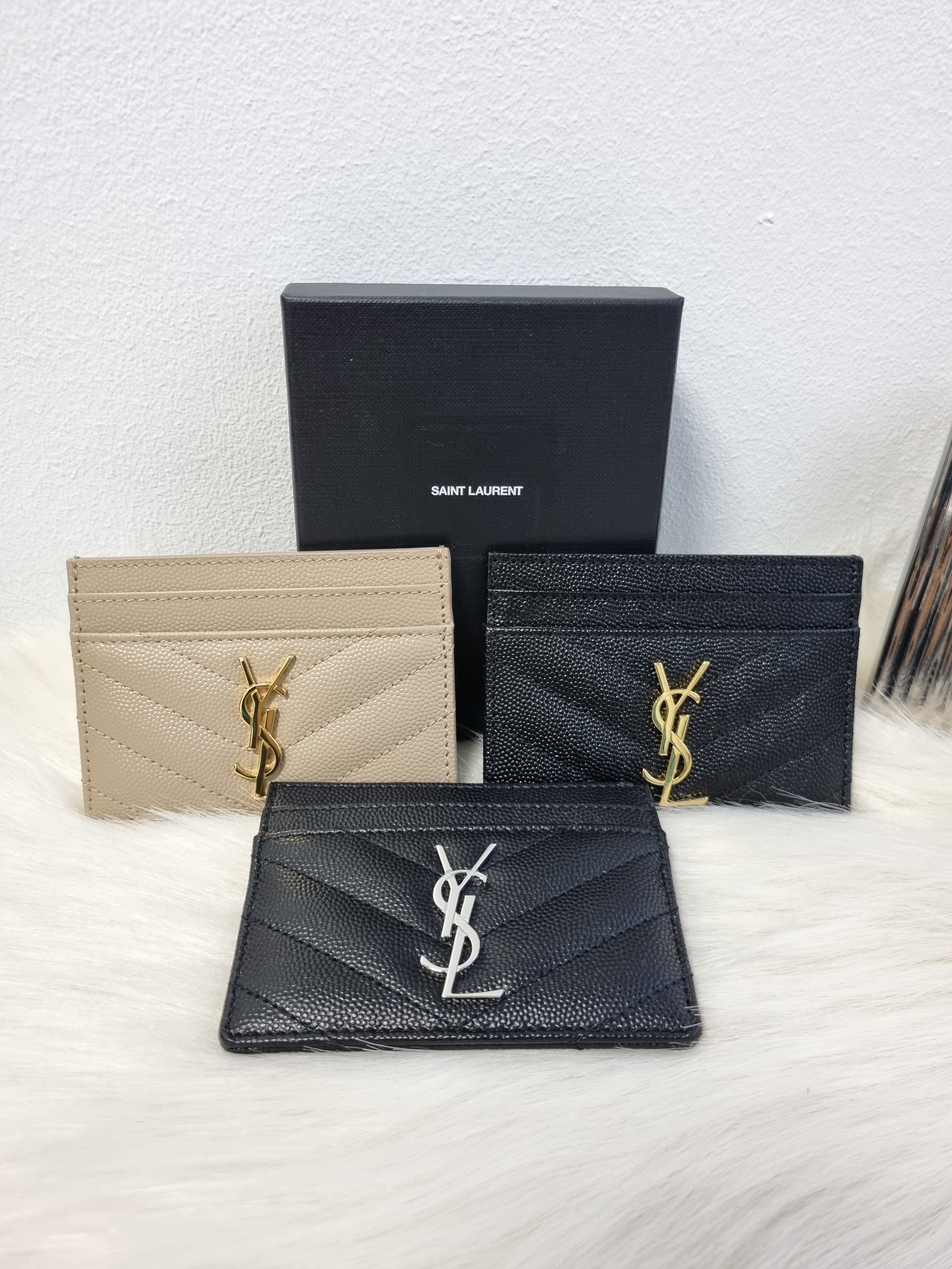 ♪手元在庫♪即発送♪【SAINT LAURENT】カードケース 送料込み