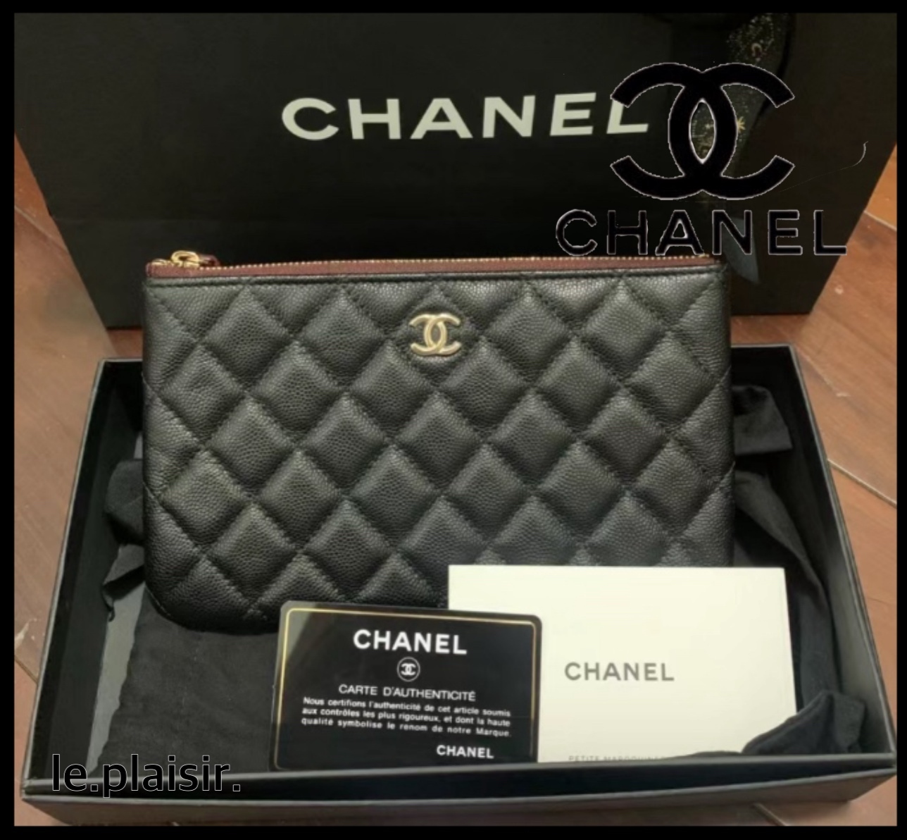 【ユニセックスデザイン】 CHANEL 定番 CCロゴ クラッチバッグ