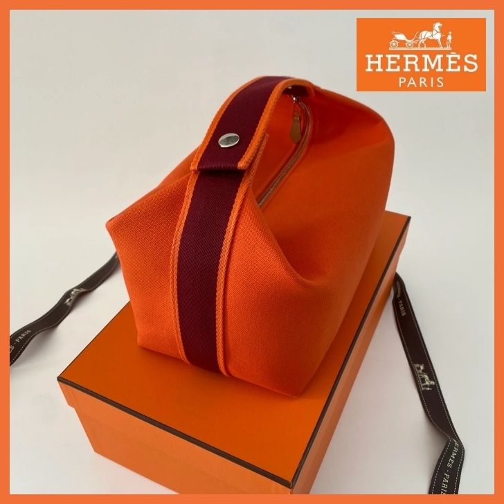 〈お洒落で♪〉HERMES ブライド・ア・ブラック ケース