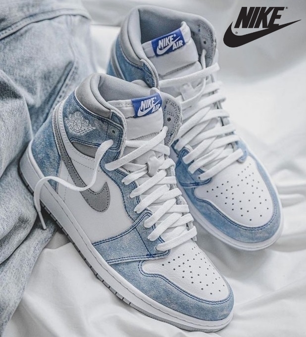【NIKE】Jordan 1 Retro High OG Hyper 