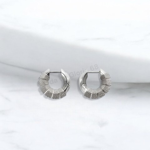 ボッテガヴェネタ ペン フープピアス