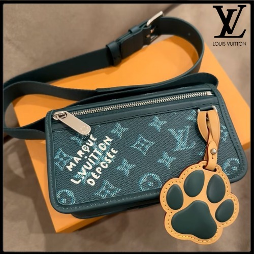 ★肉球がかっこいい★【LOUIS VUITTON】 ウェアラブルウォレット