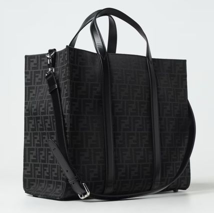 キャンバス トートバッグ FENDI(フェンディ) - 海外通販のBUYMA