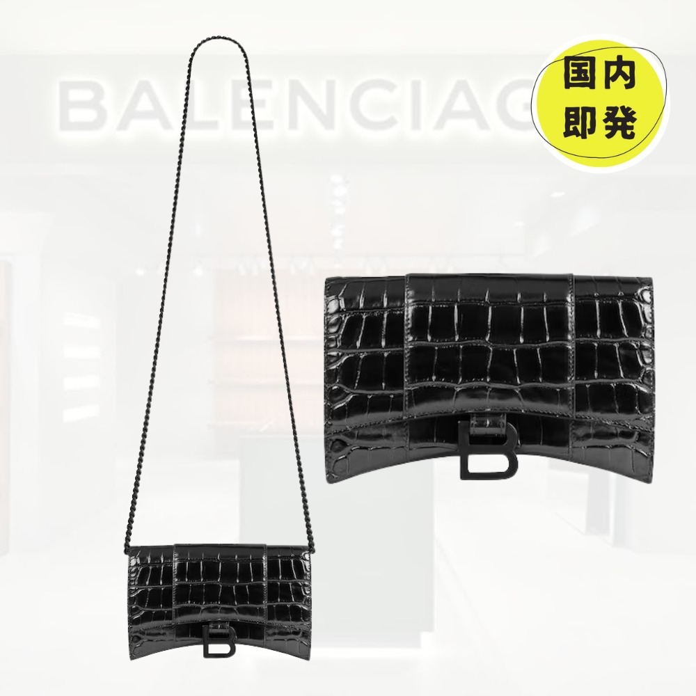 【BALENCIAGA】Hourglass チェーンミニウォレット☆直営店買付☆ 人気☆関税込【BALENCIAGA】Hourglass ミニチェーンウォレット