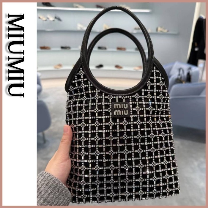 《クリスタル装飾が美しい》【miumiu】ハンドルバッグ