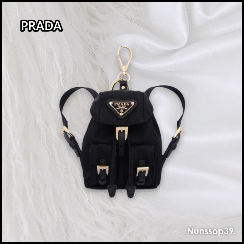 《PRADA》 1TT205 2DMK F0632 ロゴ ミニバックパック キーリング