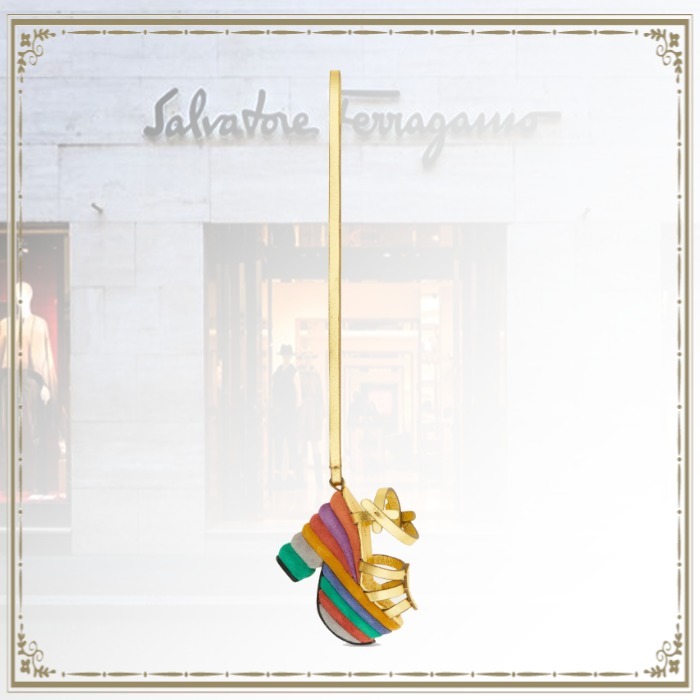 【★完売必至★】Salvatore Ferragamo ☆ レインボーチャーム