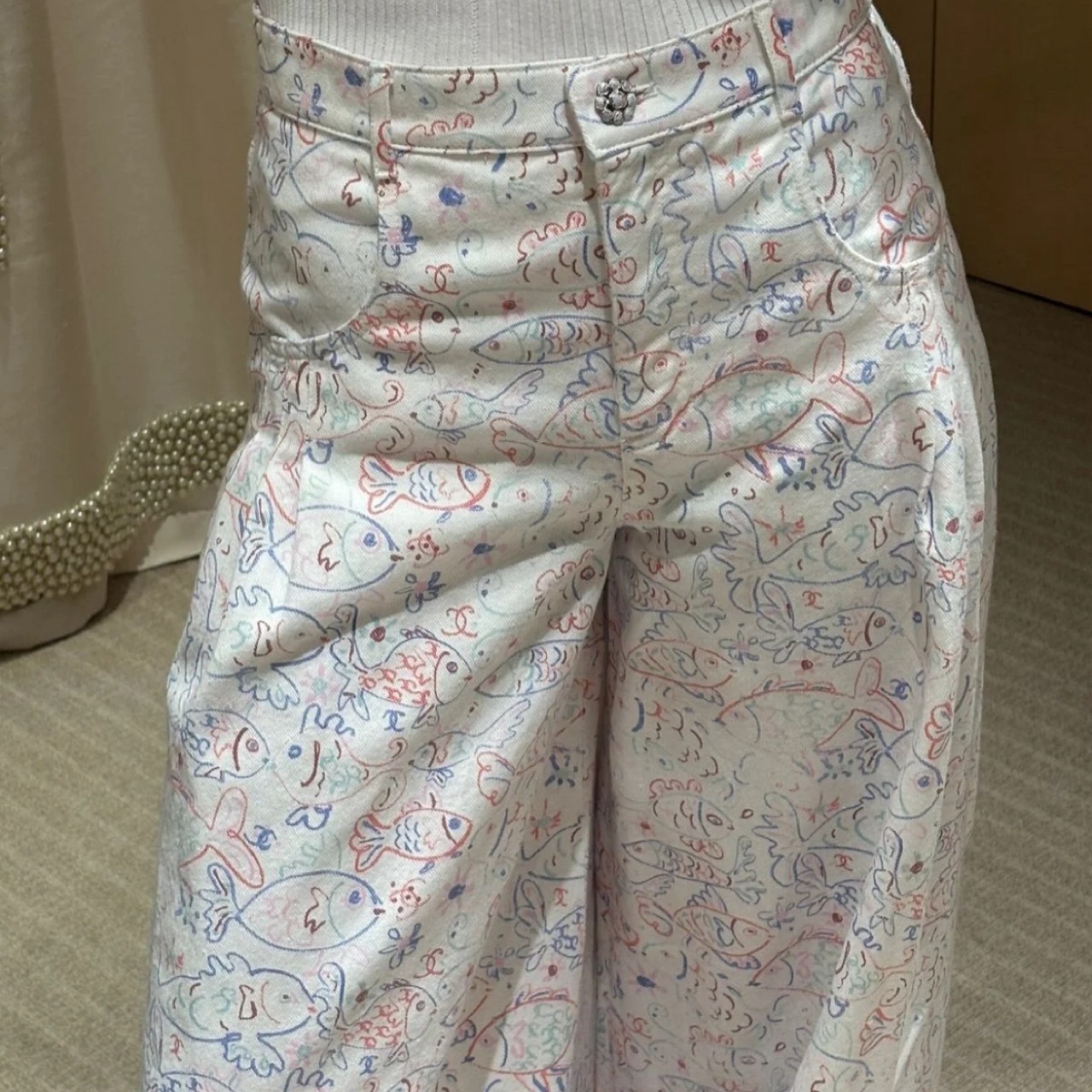 遊び心が可愛い♡】CHANEL プリントウォッシュドデニム