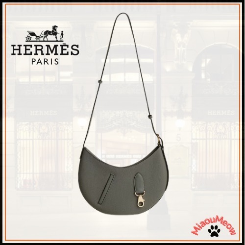 ★フックにチャーム◎【HERMES】バッグ《P'tit Arcon》グレー