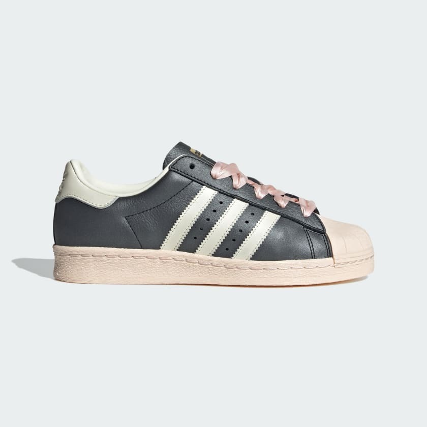 スニーカー [ADIDAS] SUPERSTAR 82 Core Black Off White