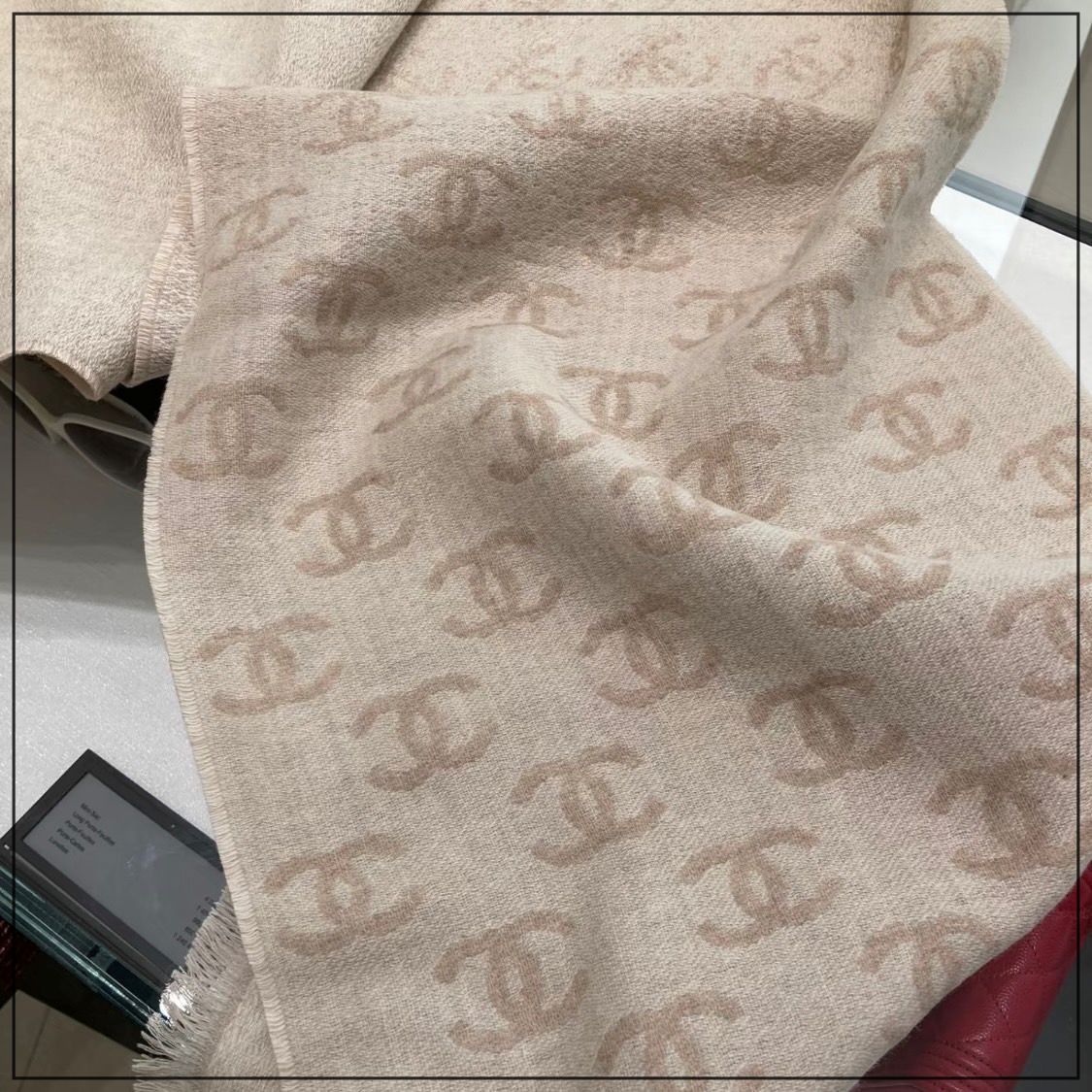 CHANEL 24B《大人気王道CCマーク♪》カシミヤマフラー BG