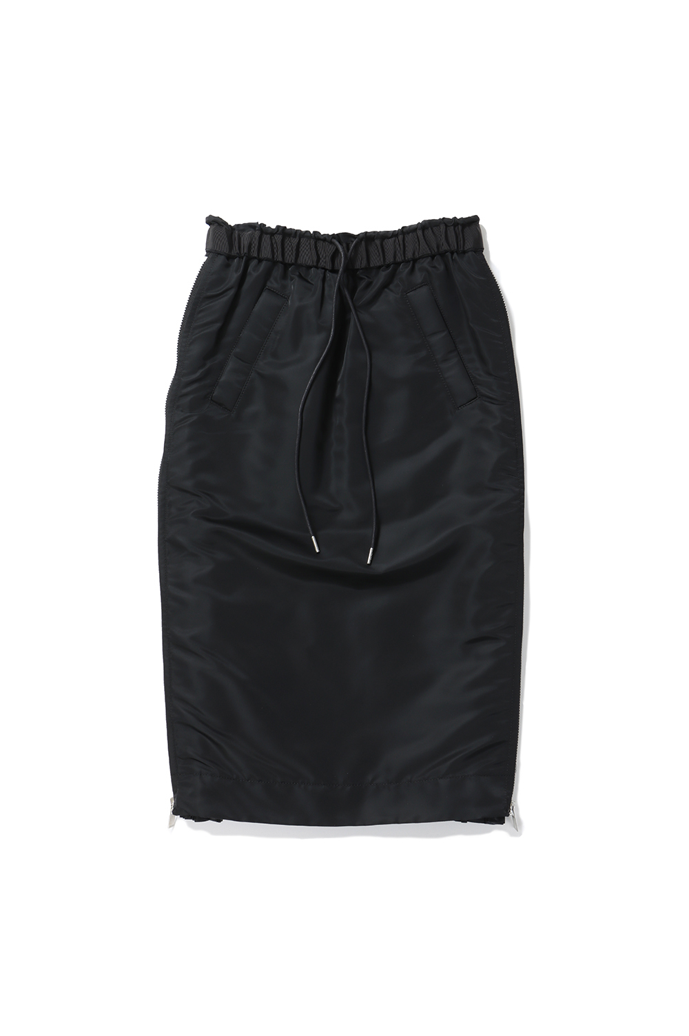 益若つばさ愛用《Sacai》サイドジッパー 2way Nylon Twill Skirt